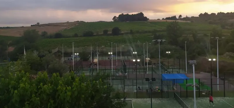 Vuit pàdel (Sant Llorenç d'Hortons)
