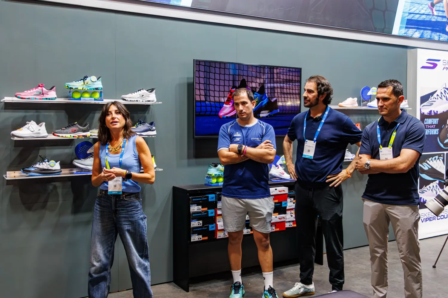 Skechers lleva al Padel World Summit su nueva línea de zapatillas para pádel