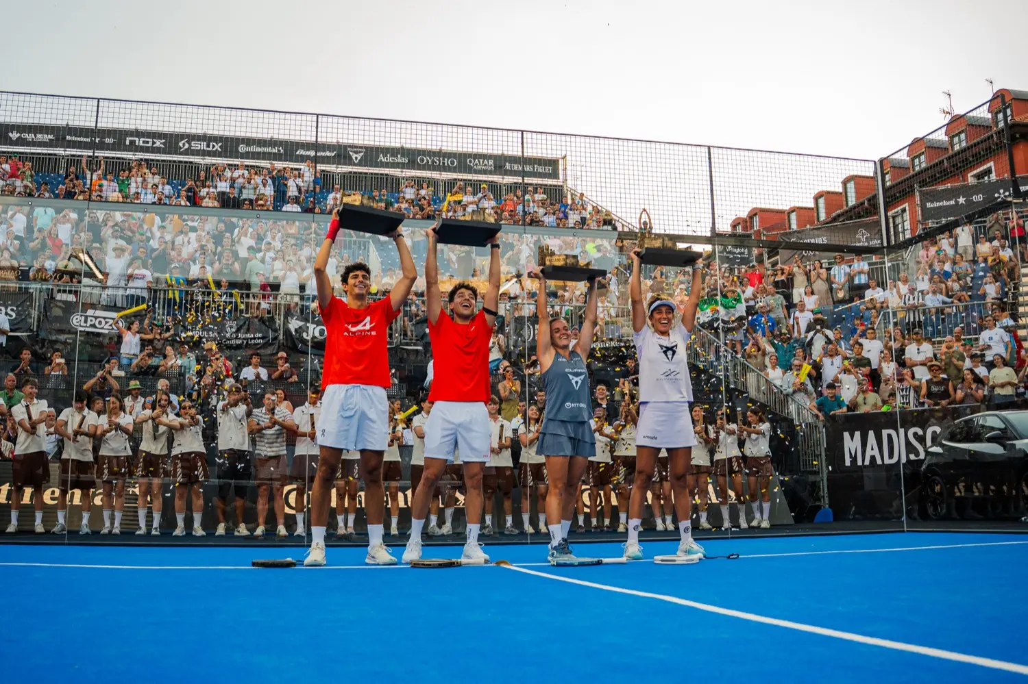 Coello y Tapia, Josemaría y Bea González conquistan el Oysho Valladolid Premier Padel P2