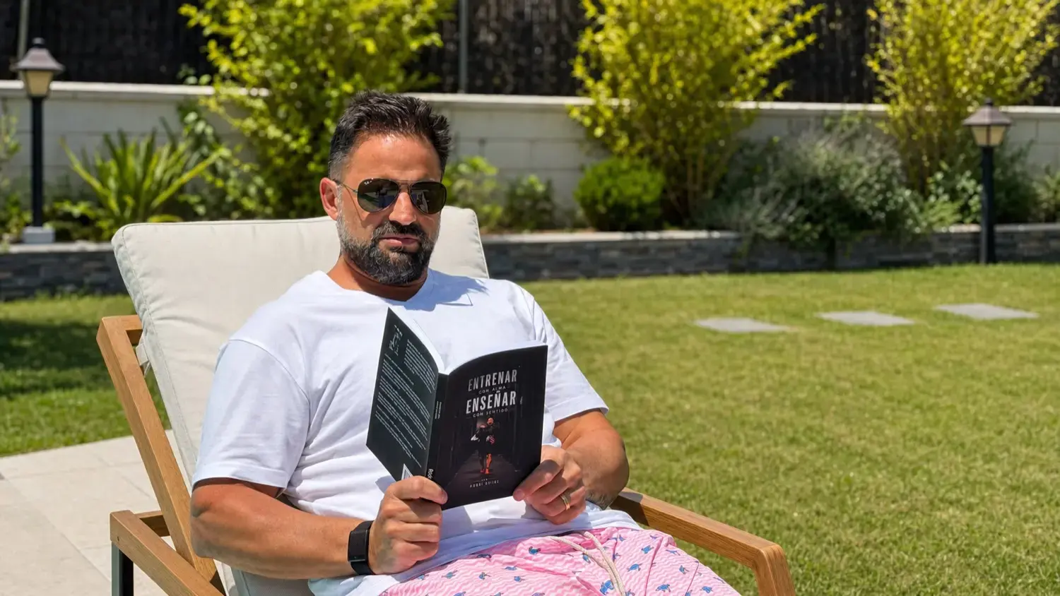 Rodri Ovide lanza “Entrenar con alma, enseñar con sentido”, su libro sobre una forma de entender el pádel