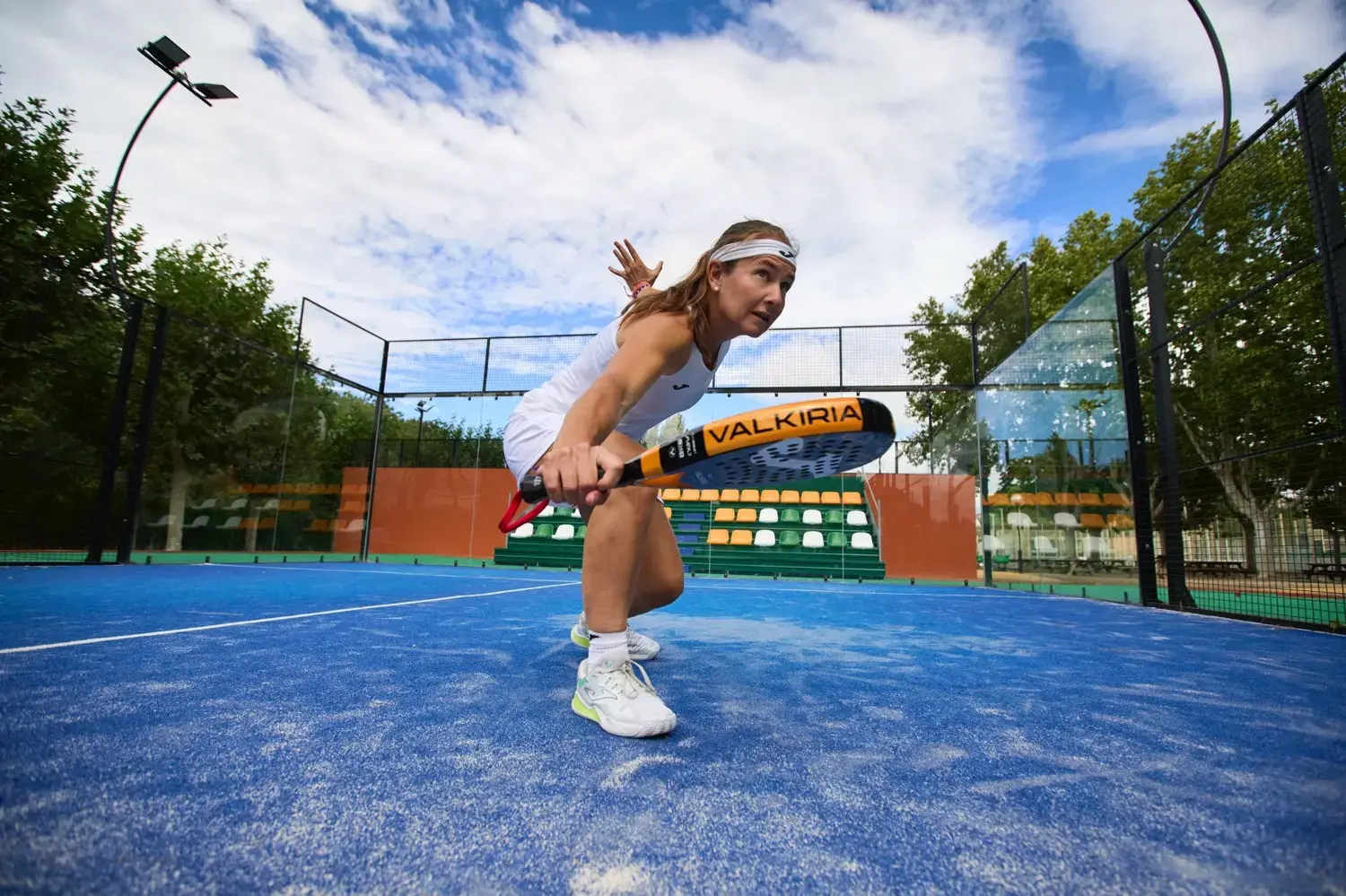 Carolina Navarro y Joma: una alianza que pisa fuerte dentro y fuera de la pista