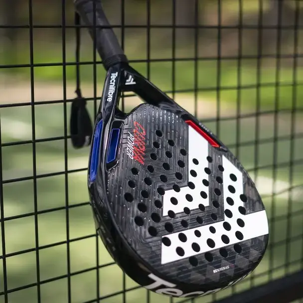 Tecnifibre Curva Power: potencia controlada y trayectoria agresiva para jugadores que mandan