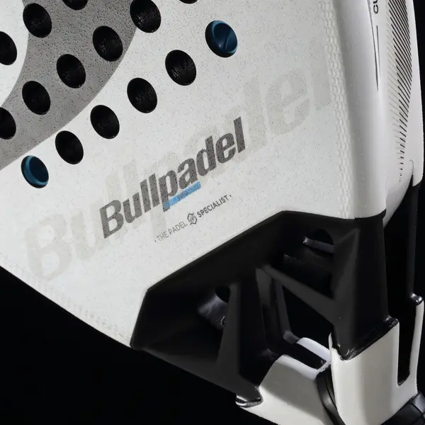 Bullpadel Vertex 05 - Juan Tello